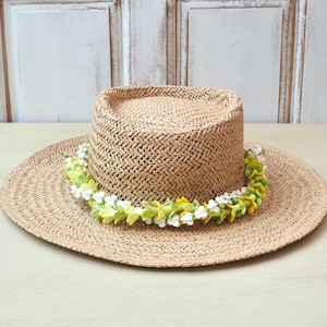 Clay Pakalana & Crown Flower Lei: Honey Yellow Green Hawaiian Hat Decoration