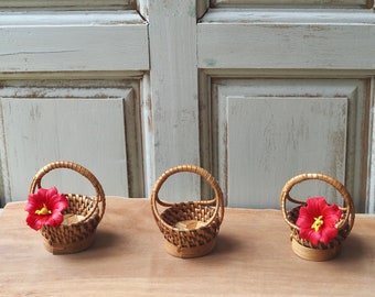 Petit panier en osier vintage français pour poupée, XIXe