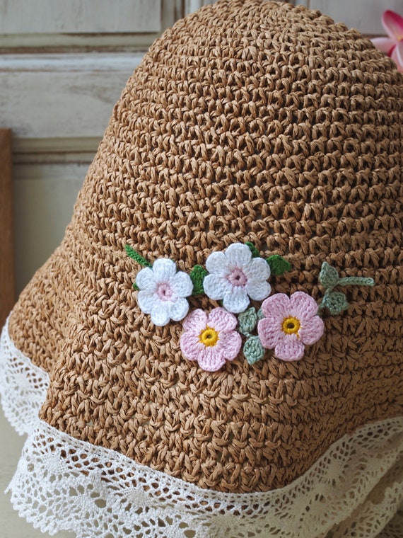 Floral Crochet Straw Hat: Vintage Style Beach Sunhat - Etsy display picture 1