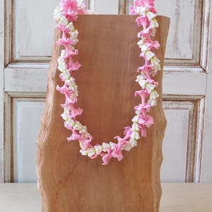 Handmade White and Coral Ribbon Lei Necklace Handmade Graduation Ribbon Lei: Pink, White & Gold 2026  main image 2