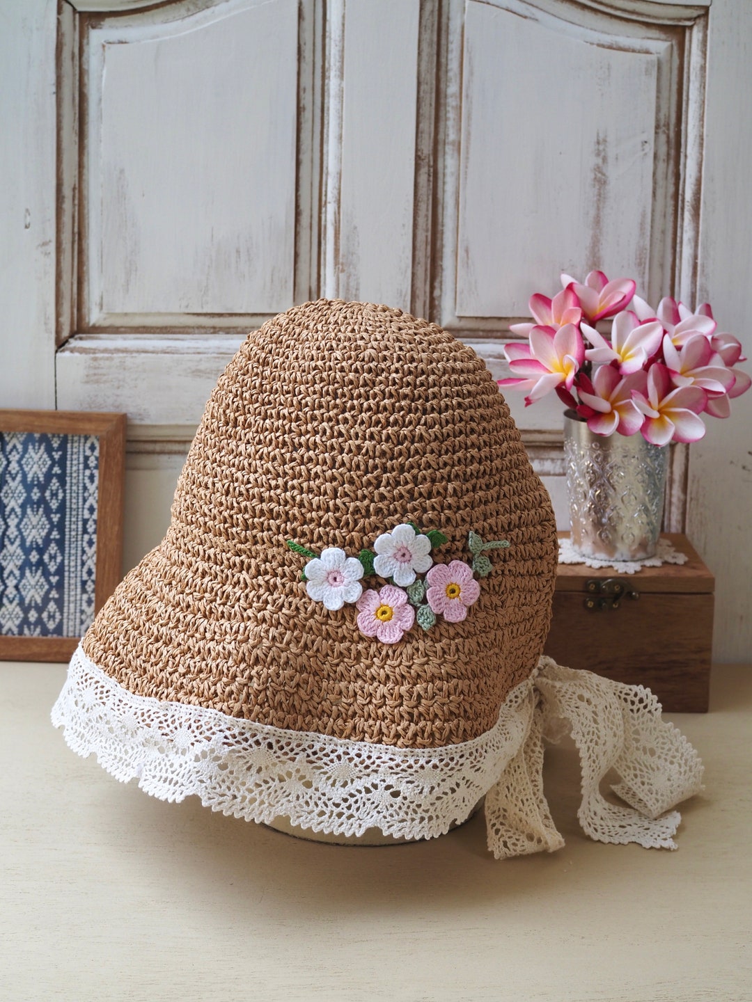 Floral Crochet Straw Hat: Vintage Style Beach Sunhat - Etsy display picture 1