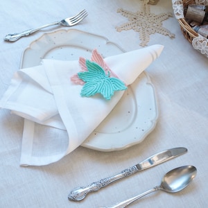 Ahornblätter Serviettenringe 6er Set, rosa & grüner handgemachter gehäkelter Serviettenring, Erntedank, Herbst Tischdekoration, Housewarming Geschenke