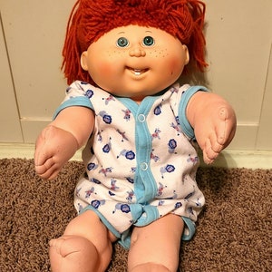 Vintage 1990 Cabbage Patch Doll Kids First Edition Signed