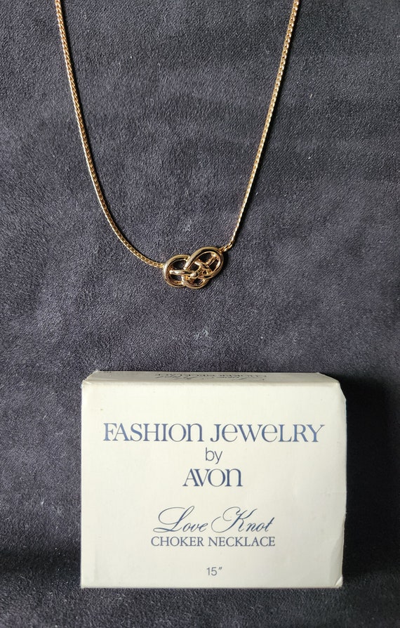 Avon 1980 Love Knot Choker Necklace