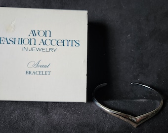 Avon Avant Bracelet