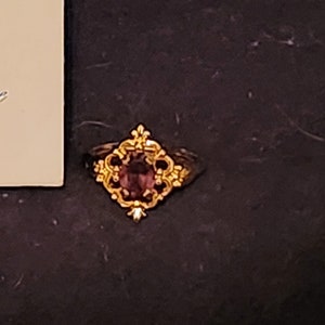 Avon 1977 Venetian Lace Ring