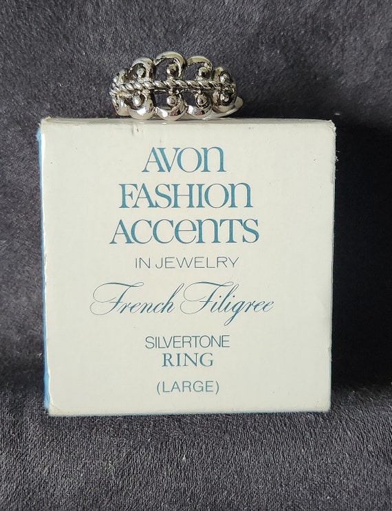 Avon French Filigree Silvertone Ring (Large)