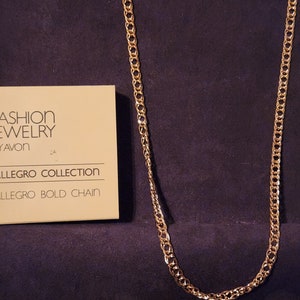 Avon Allegro Collection Bold Chain