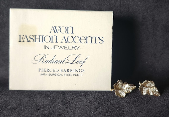 Avon 1978 Radient Leaf Earrings - image 1