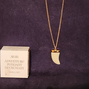 Avon 1978 Adventure Pendant Neckchain
