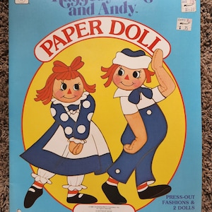 Raggedy Ann and Andy 1980 Paper Doll Book