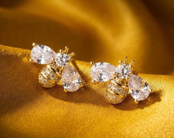 Pear Cut Moissanite Honey Bee Stud Earrings, 14K Yellow Gold Plated Bee Earrings, Cute Insect Jewelry, Nature Earrings, Gift for Her
