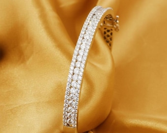 Runder Diamant-Armreif, zierlicher Armreif für Damen, 14k Weißgold-Verlobungsarmreif, 925er Silber Moissanit-Armreif, Valentinstagsgeschenk