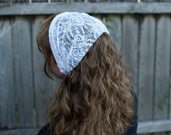 White Lace Stretch Headcovering