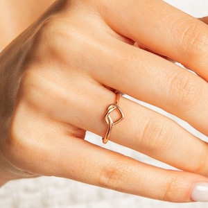 Heart Knot Ring in 14k Solid Gold - Gold Infinity Ring for Women - Love Knot Ring - Dainty Promise Ring - Romantic Jewelry Gift for Her