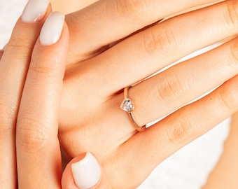 Diamond Heart Ring in 14k Solid Gold - Heart Shaped Diamond Ring for Women - Dainty Love Ring - Diamond Love Heart Band - Gift for Her