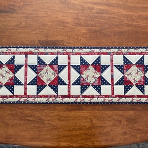 Stars of Liberty table runner pattern