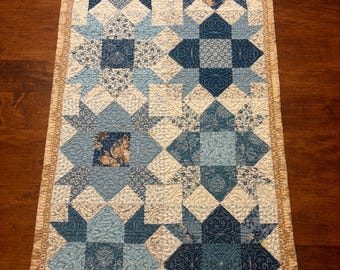 Weathervane table runner pattern
