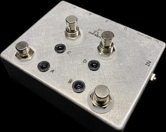 Loop-Master ABCDY Switcher Pedal – 5 Channel Guitar Amp Selector A/B/C/D/Y Box, Signal Router, USA Made