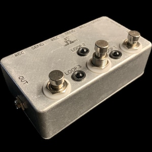 Loop-Master Pedals 3 Loop True Bypass Looper Loop Pedal Switcher IN STOCK!