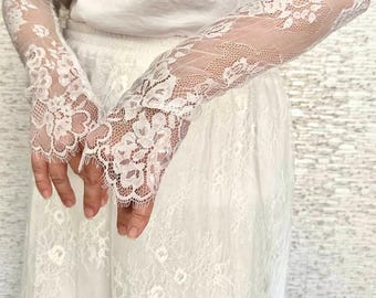 Classic wedding gloves Chantilly lace sleeves for a dress handmade, fingerless, white color,  gloves, flared