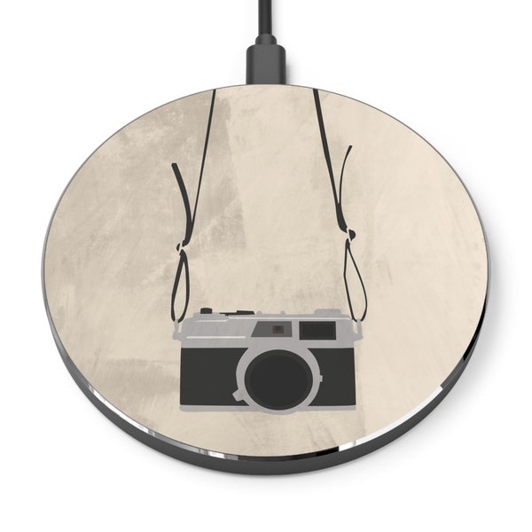 Vintage Camera Art Aesthetic Wireless Charger