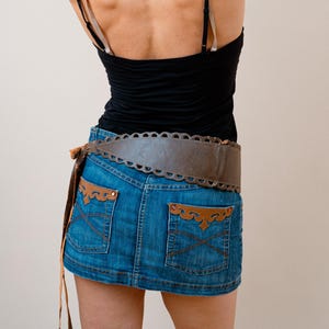 Vintage 90s Y2K Low Waist Denim Mini Skirt, Size S, Retro 2000s Fashion, Distressed High-Waisted Short Skirt, Pinterest Style