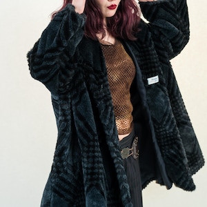 vintage mob wife teddy fur jacket overcoat black real fur imitateSize M oversized second hand 80s 90s aesthetics y2k