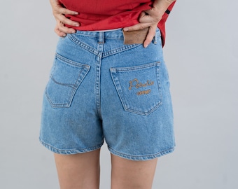 Vintage denim shorts Size S blue washed shorts 80s gender neutral