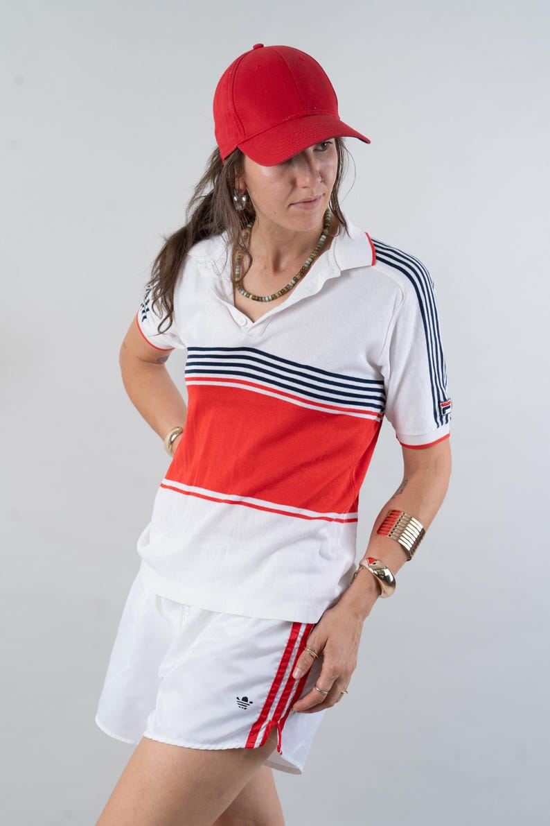 vintage Fila polo shirt 80s white and blue red striped pattern Size S cotton unisex gender neutral nona, nona clothing, vintage,  vintage online shop, gender neutral, vintage for men, vintage for woman, 80s aesthetics, 90s aesthetics, vintage berlin,