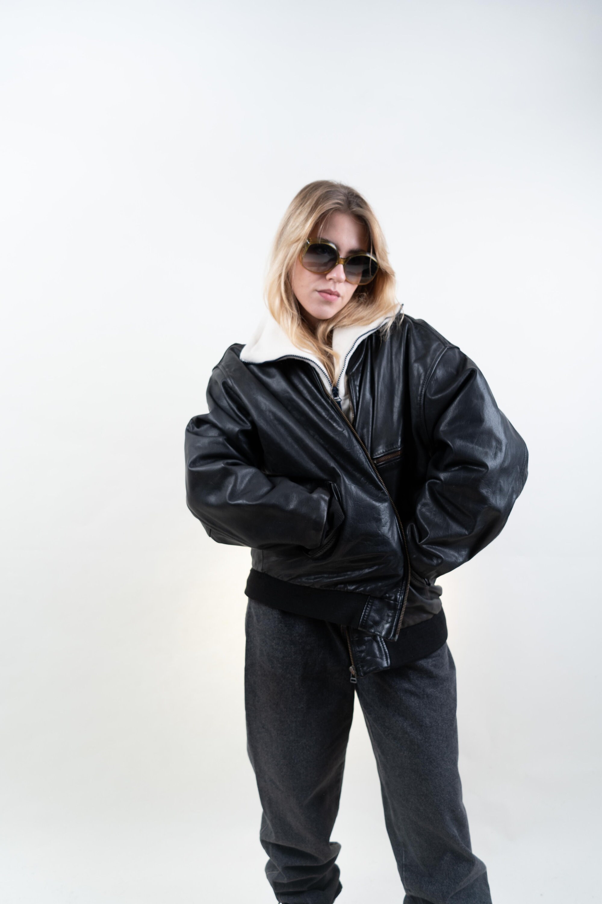 Saashi Vintage Leather Bomber Jacket main image 1