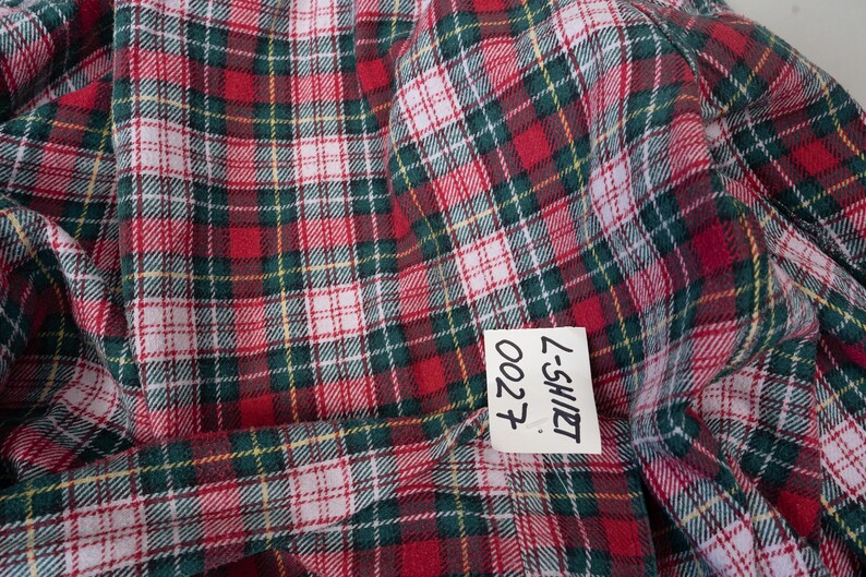 Vintage lumberjack shirt Size M hard cotton flannel 80s 90s red green image 10