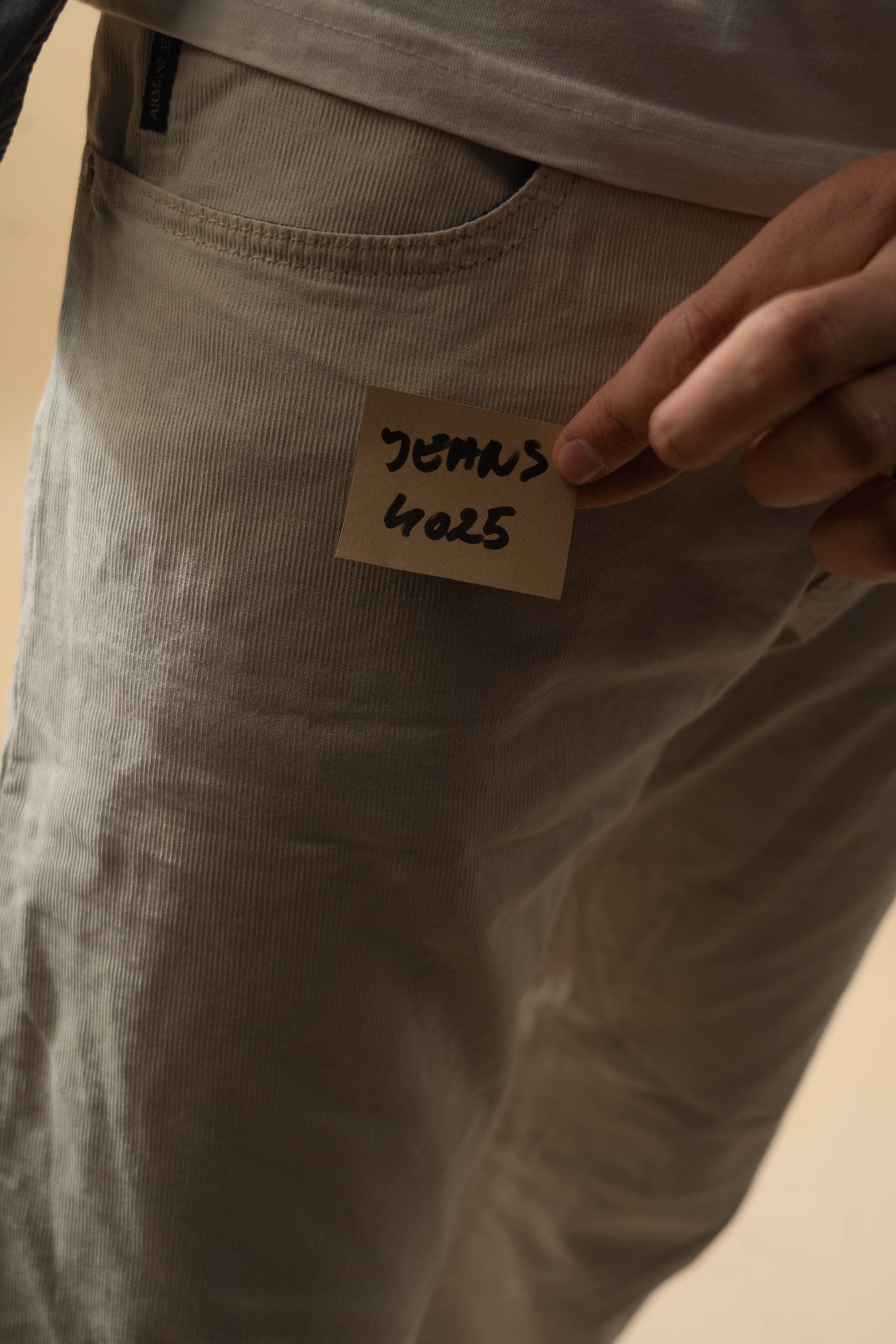 Vintage Armani off White Cream Pants Jeans Size L Beige Cotton