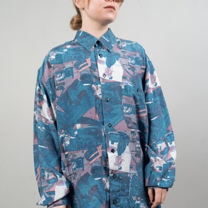 Vintage printed shirt blue crazy pattern oversized hard cotton gender neutral 80s image 6