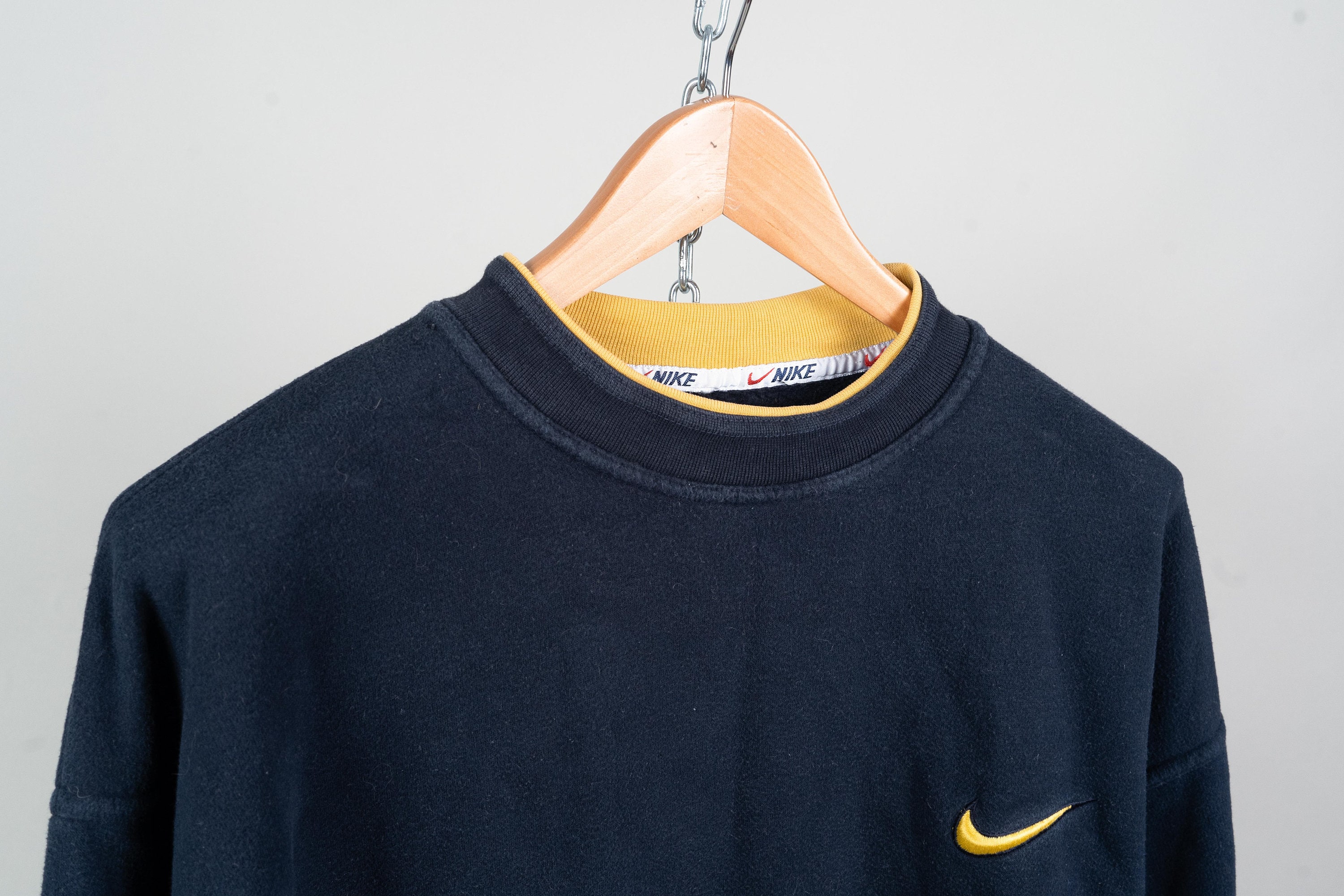 vintage nike jumper navy blue
