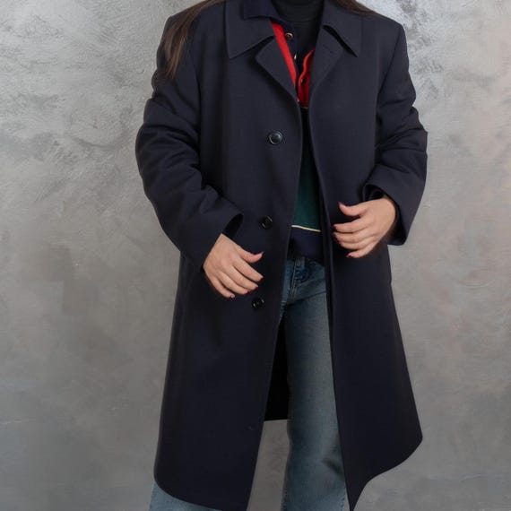 Vintage deep blue trench coat oversized gender neutral second hand clothing 80s 90s Size M/L overcoat