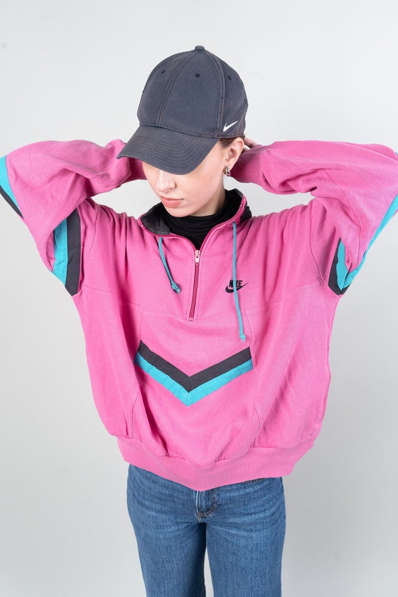 Vintage Nike Sweatshirt Size M - L Pink Crewneck Sweater Vintage Nike Sweatshirt Size M - L Pink Crewneck Sweater