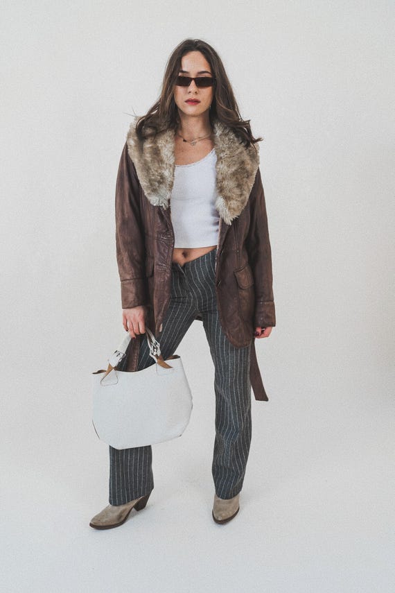 Women's Brown Shearling Jacket — Fur-Lined Leather Aviator Coat, Vintage Distressed Hip-Length Winter Jacket Size M