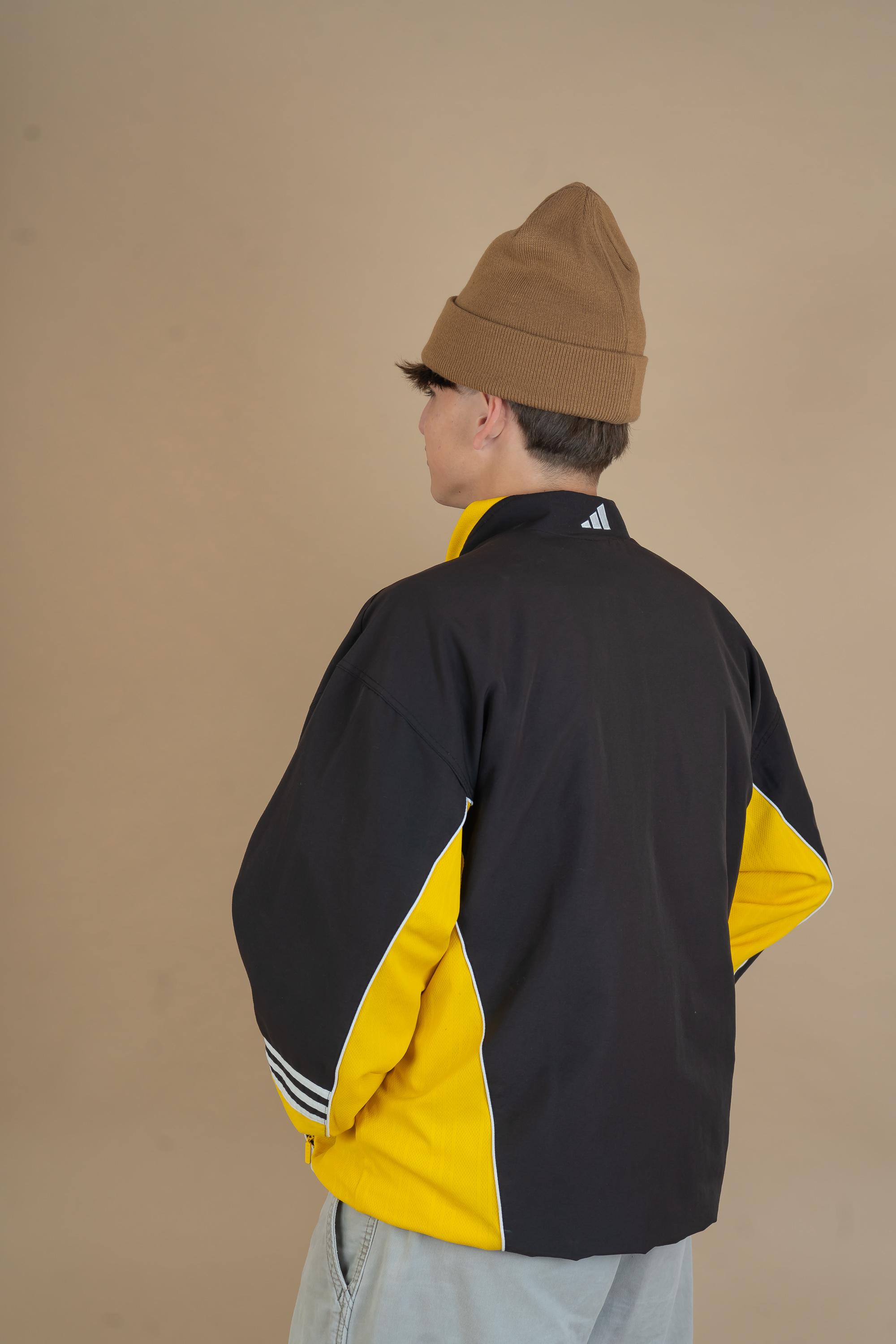 Vintage Adidas Black and Yellow Windbreaker Jacket Size L 80s 90s