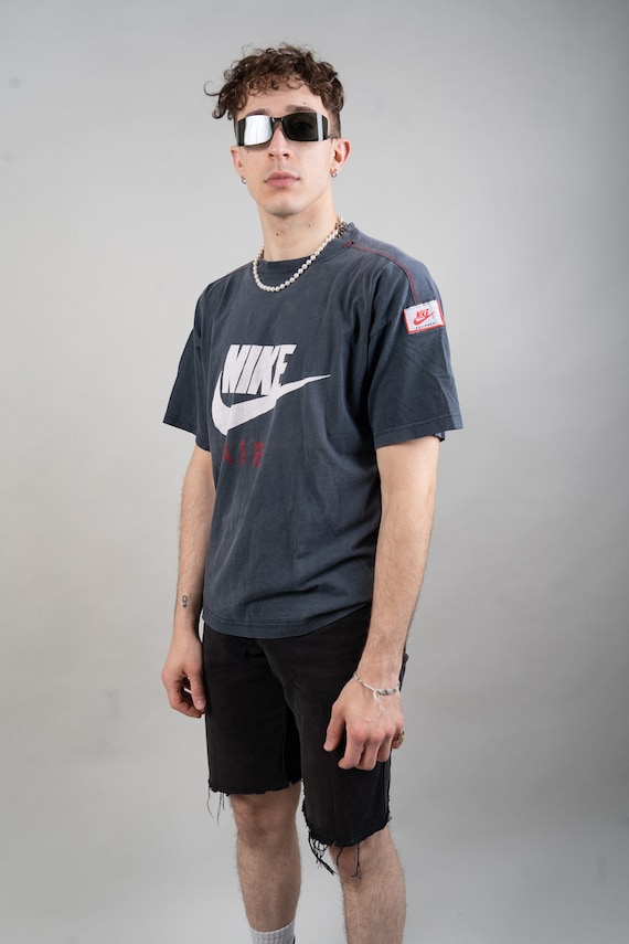 nike air shorts and t shirt