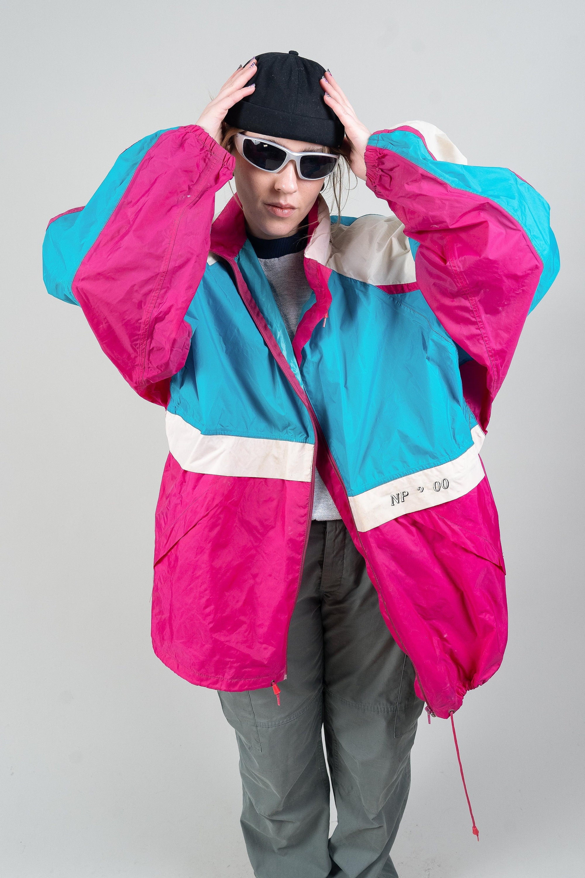 Vintage Size XL Shelljacket Sport Jacket Windbreaker Hoodie Vintage Size XL Shelljacket Sport Jacket Windbreaker Hoodie