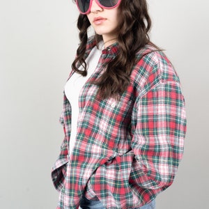 Vintage lumberjack shirt Size M hard cotton flannel 80s 90s red green image 8