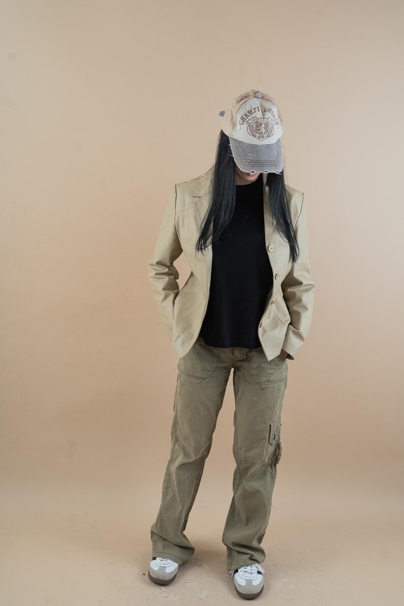 vintage leather jacket beige minimalist genuine leather jacket woman Size M 80s 90s