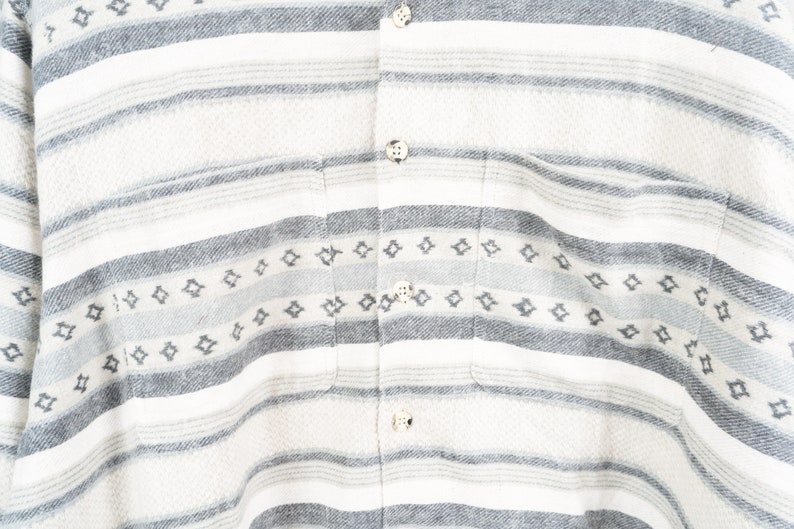 Vintage cotton / flannel shirt Navajo ethno pattern aztec white cream oversize XL 80s 90s image 4