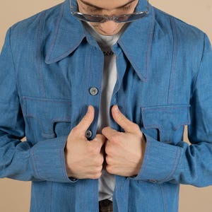 Camisa vaquera vintage de algodón duro con lavado azul oscuro, camisa neutra de género de los años 90, de gran tamaño y con botones, talla L
