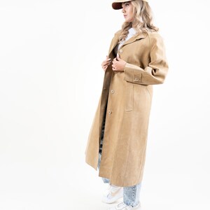 Vintage leather coat beige suede leather soft leather coat minimalist oversized button up gender neutral y2k 90s aesthetic second hand image 5