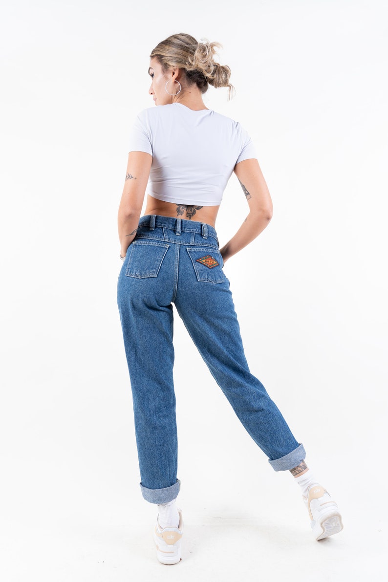 Taille M 80s vintage denim jeans pantalon coupe régulière Taille 32 bleu clair lavage original années 80 vintage image 6