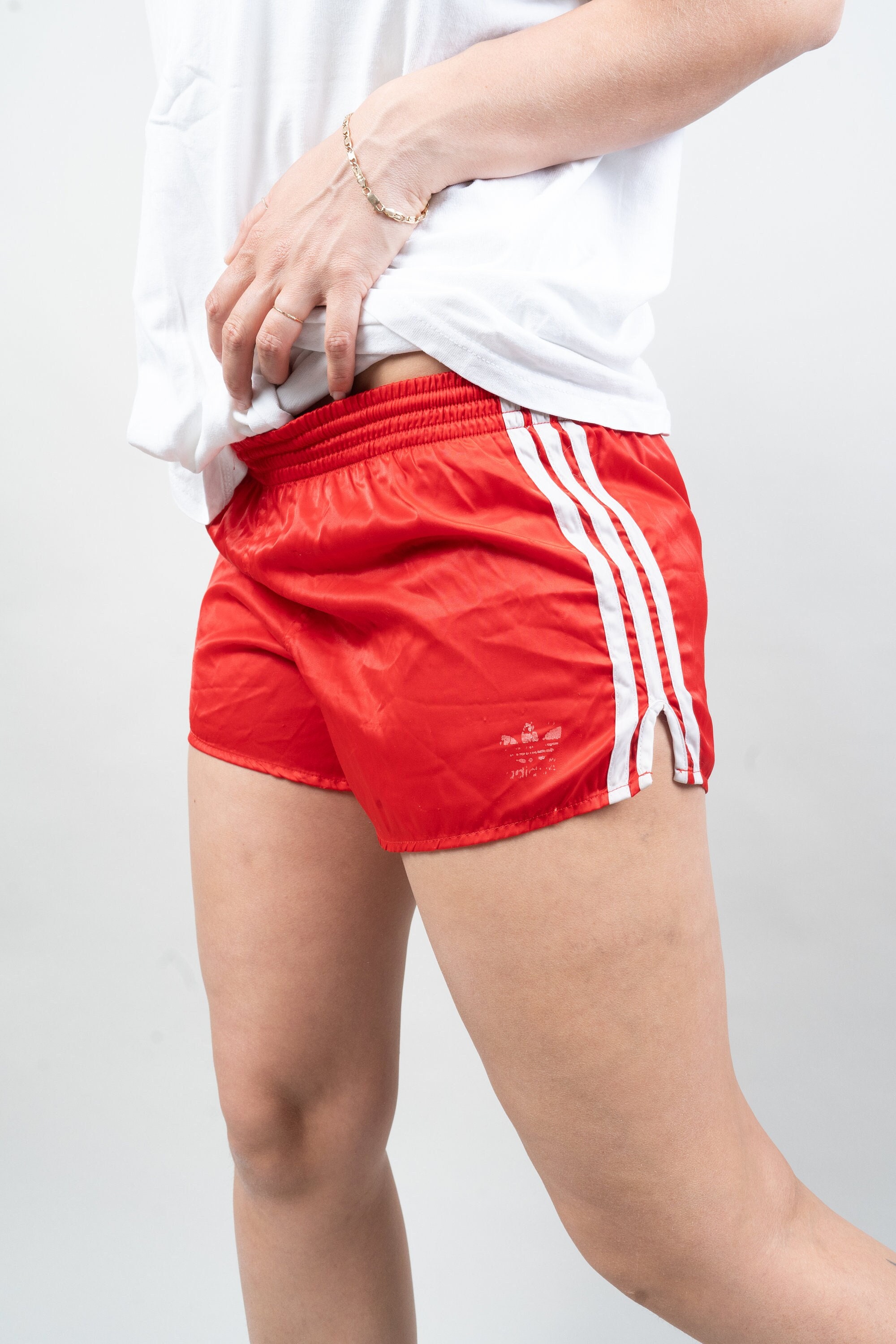 Vintage Adidas Shorts Red White Stripes Size S / Meter 80s Vintage Adidas Shorts Red White Stripes Size S / Meter 80s