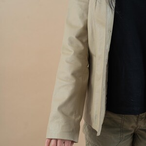 vintage leather jacket beige minimalist genuine leather jacket woman Size M 80s 90s