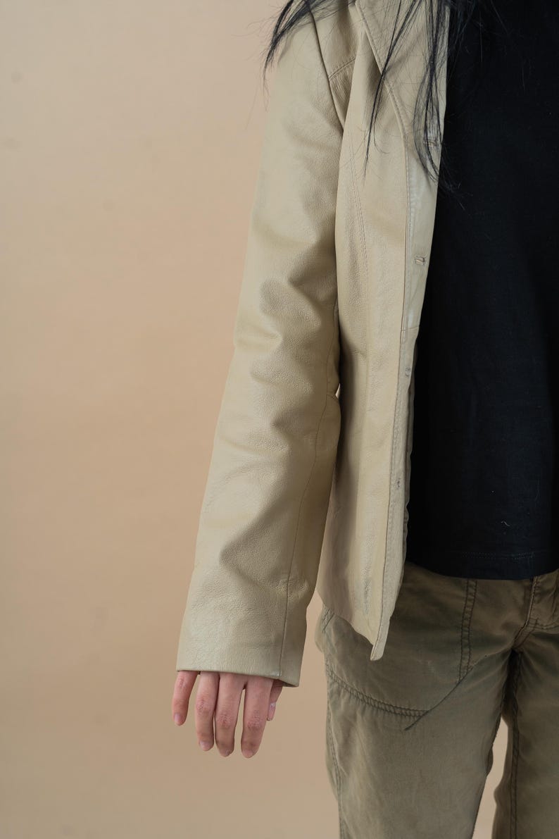 vintage leather jacket beige minimalist genuine leather jacket woman Size M 80s 90s
